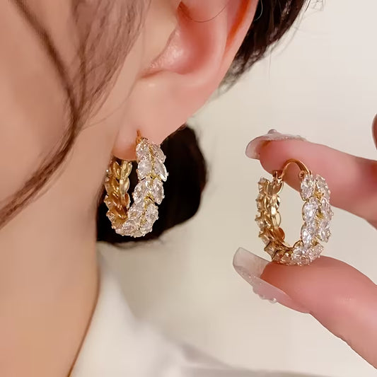 أقراط حلقة الألماس الذهبية 💍