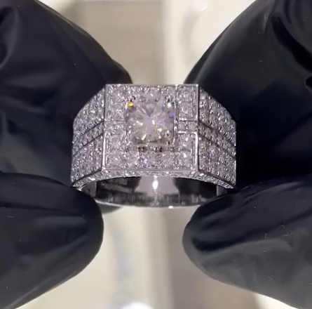 👇  💍 خاتم فضي بكريستال