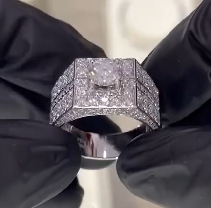 👇  💍 خاتم فضي بكريستال