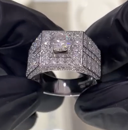 👇  💍 خاتم فضي بكريستال